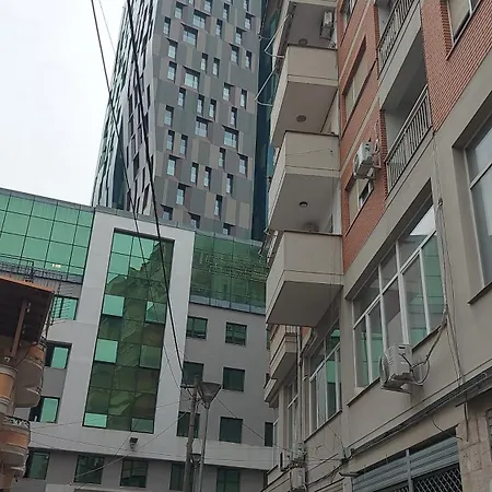 Skanderbeg Square Apartamento